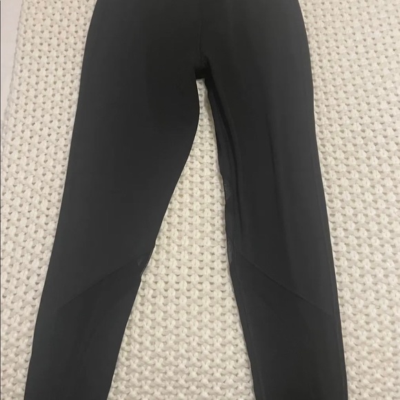 Black Tasc leggings! Cute mesh detail. Great condition! - Picture 4 of 6